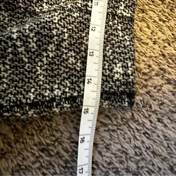 Ann Taylor women’s skirt size 6 grey pencil - Picture 5 of 6